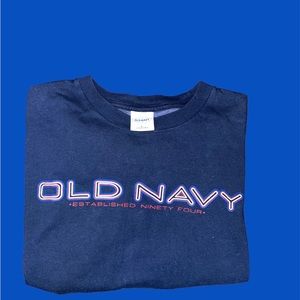 Old navy tee